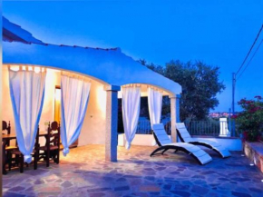 International House San Teodoro